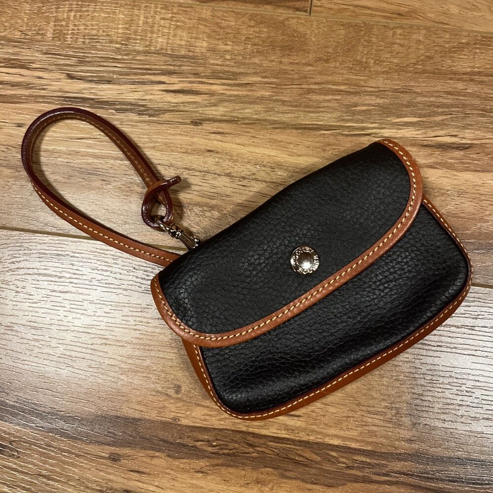 Dooney & Bourke Pebbled Leather Wristlet – Black & Brown Snap Closure Red Lining
